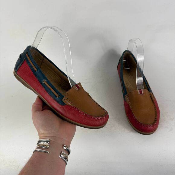 Naturalizer Hanover II Loafer Women's 7 M Red Brown Leather Slip-On Comfort - Picture 1 of 10